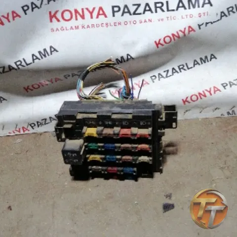 FİAT UNO sigorta kutusu Sk-042