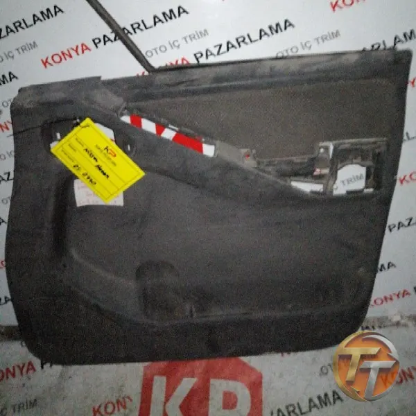 NİSSAN NAVARA SAĞ ÖN KAPI DÖŞEMESİ DŞ-0770