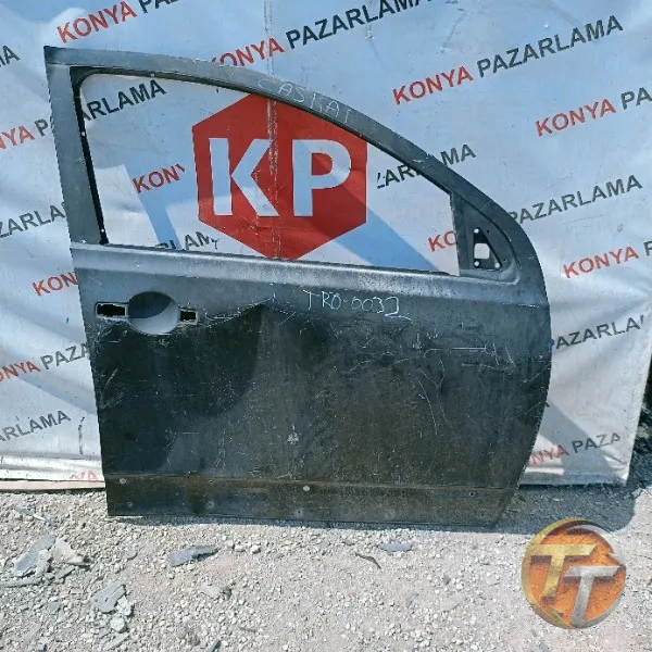 Nissan Qashqai sağ ön kapı Trö-0032