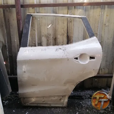 NİSSAN Qashqai sol arka kapı Ela-0053 Esan