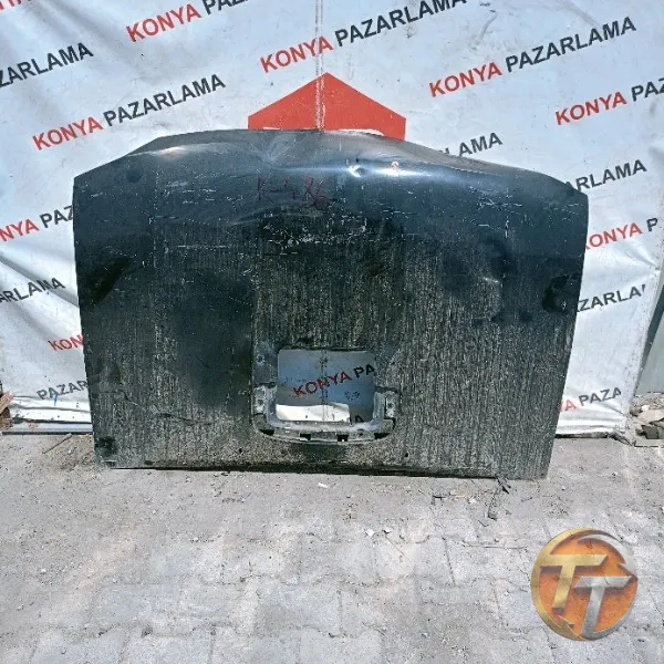 Nissan Skystar kaput K-486