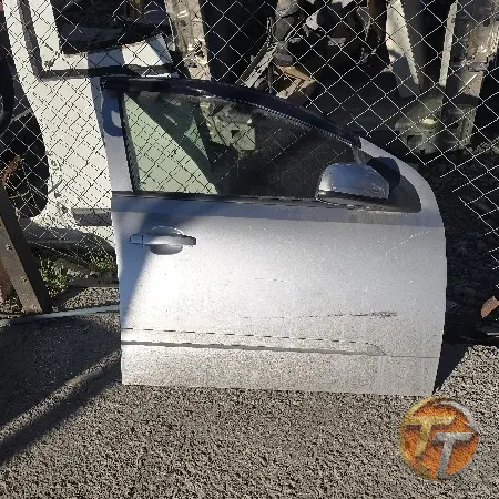 Opel Astra h sağ ön kapı