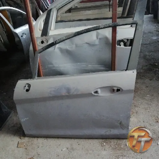 FORD FİESTA sol ön kapı Elö-0150 Esan