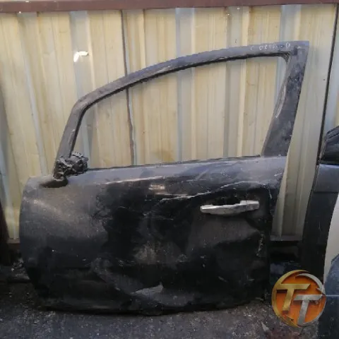 OPEL CORSA D sol ön kapı Elö-0143 Esan