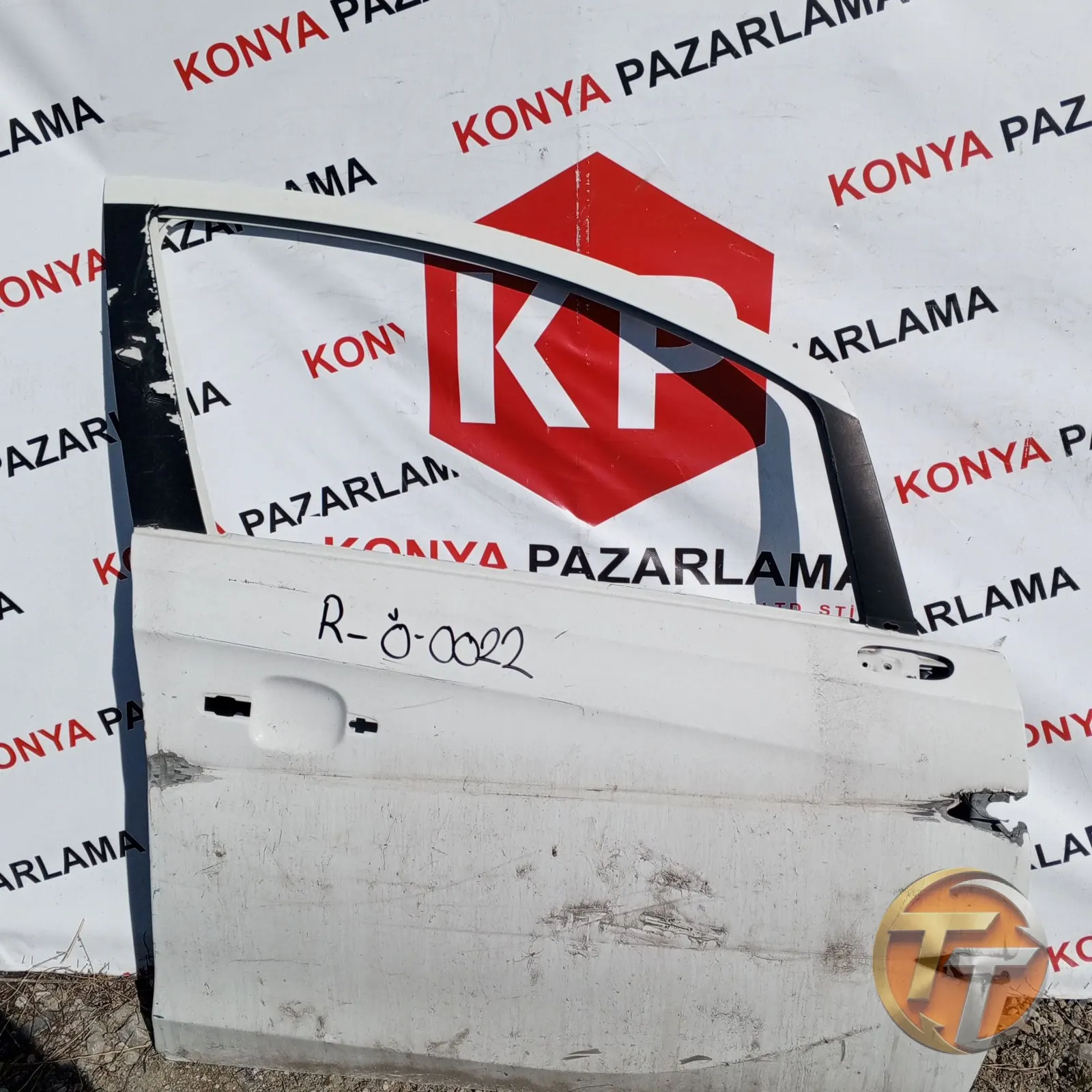 OPEL CORSA E SAĞ ÖN KAPI R-Ö-0022