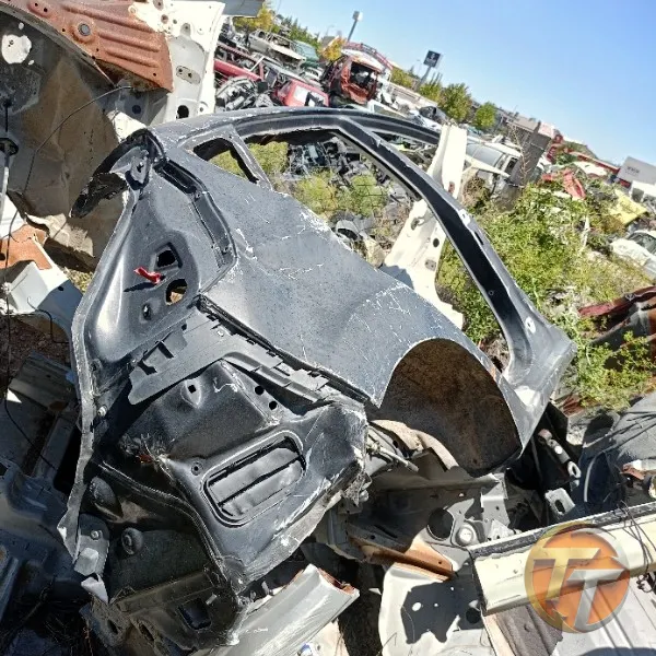 Ford Focus çeyrek şase