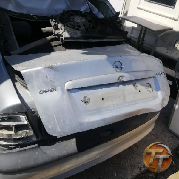 OPEL VECTRA B