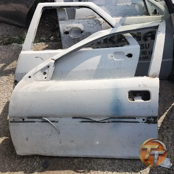 Opel vectra b sol ön kapı