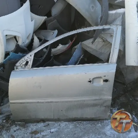 OPEL VECTRA C sol ön kapı Elö-0172 Esan