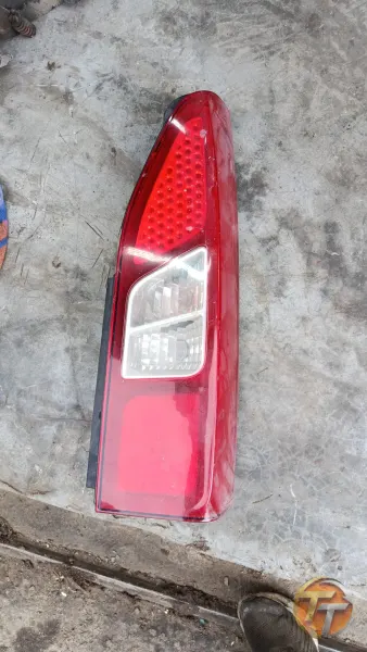 Citroen Berlingo sağ arka Stop