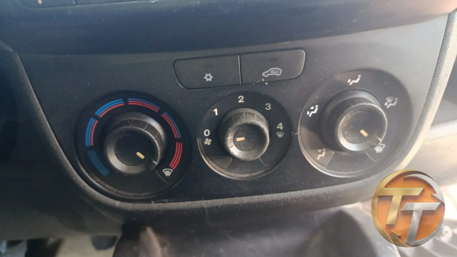 Fiat Doblo kilima paneli