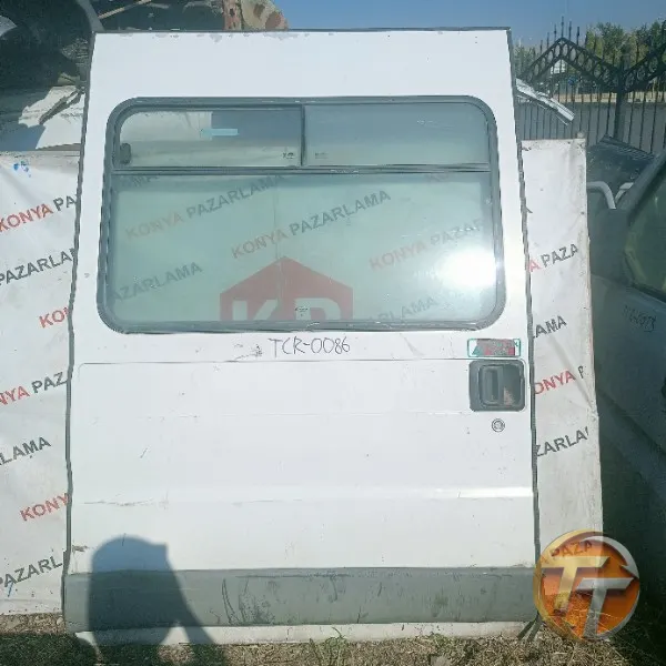 Peugeot Boxer sağ sürgülü kapı Tcr bölgesi-0086