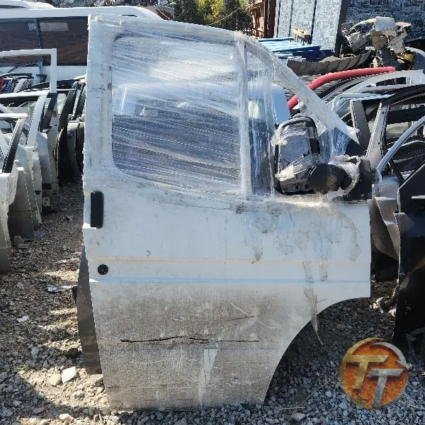 Ford transit sağ ön kapı