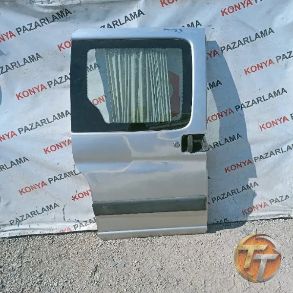 Peugeot partner sağ sürgülü kapı F-0189