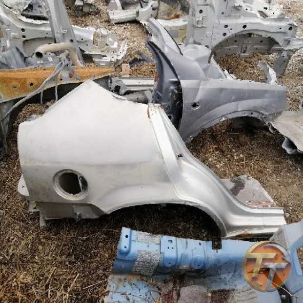RENAULT 19 sağ arka çeyrek şase Çel-188