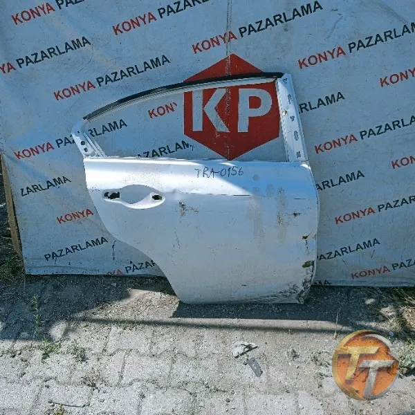 Honda Civic sağ arka kapı Tra-0156