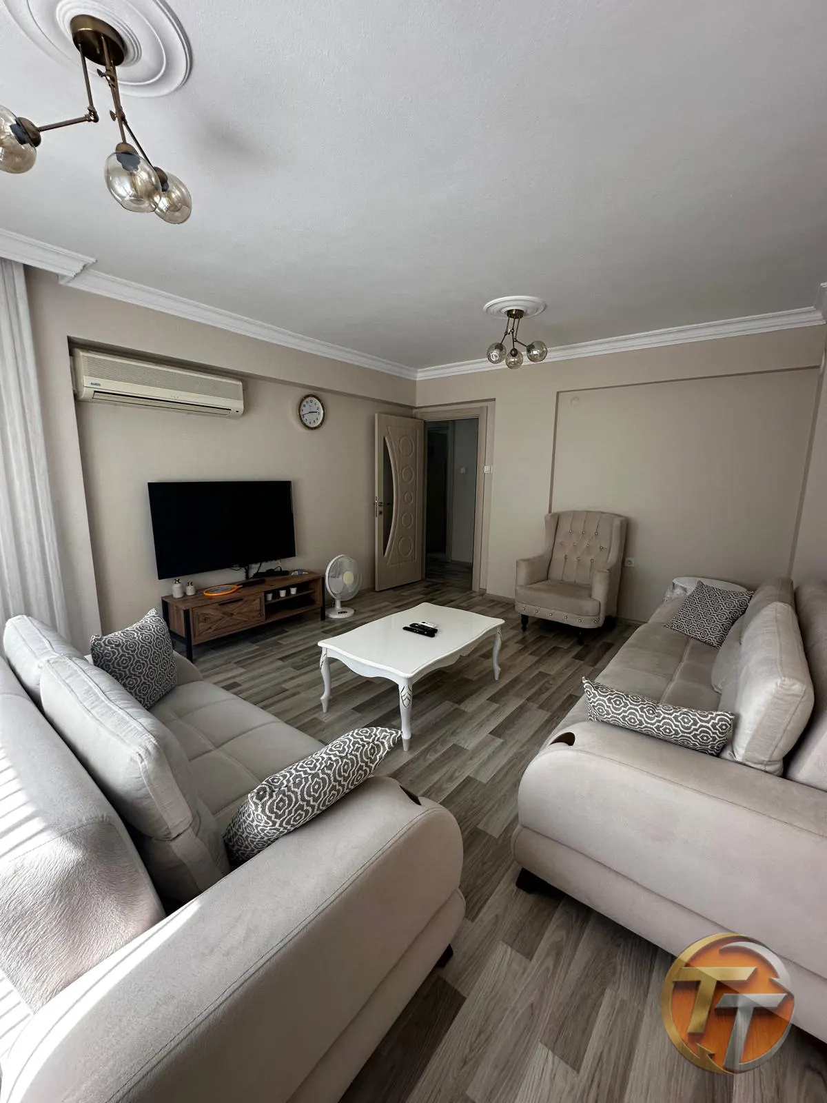 BUCA YENİGÜN MAHALLESİ 3+1 SATILIK DAİRE