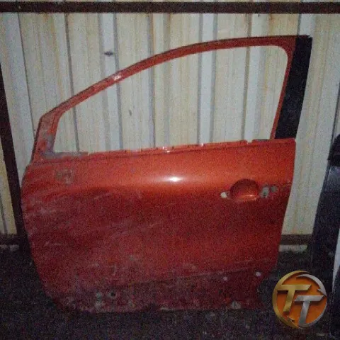 RENAULT Captur sol ön kapı Elö-0067 Esan