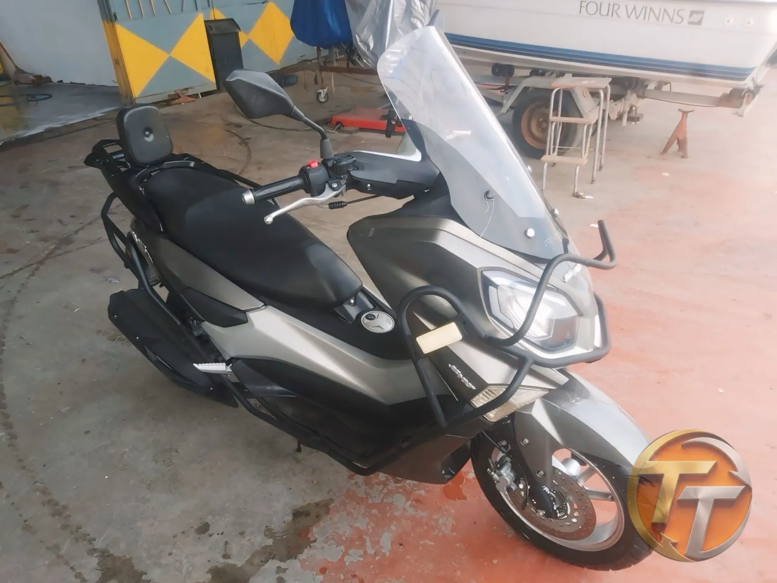 REVOLT RM5-X