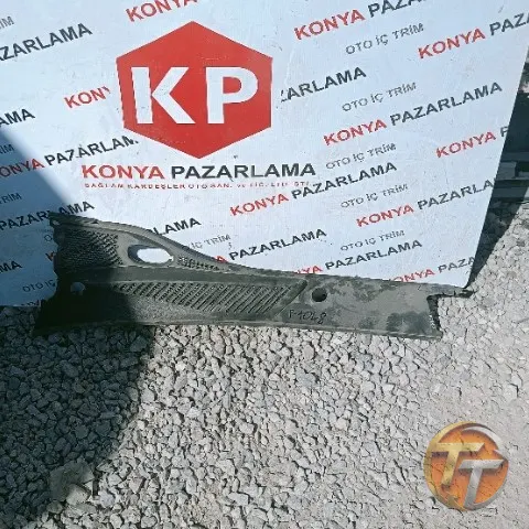 Renault Clio 2 ön cam ızgarası sol P-1048