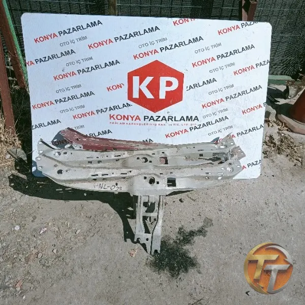 Renault Clio 2 ön panel (3adet) Pnl-033