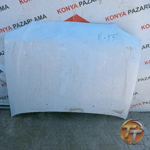 Hyundai Accent kaput K-132