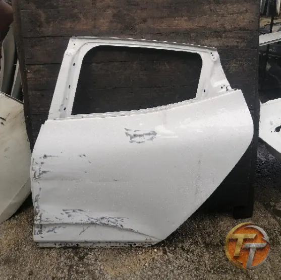 RENAULT CLİO 5 sol arka kapı Ela-0197 Esan