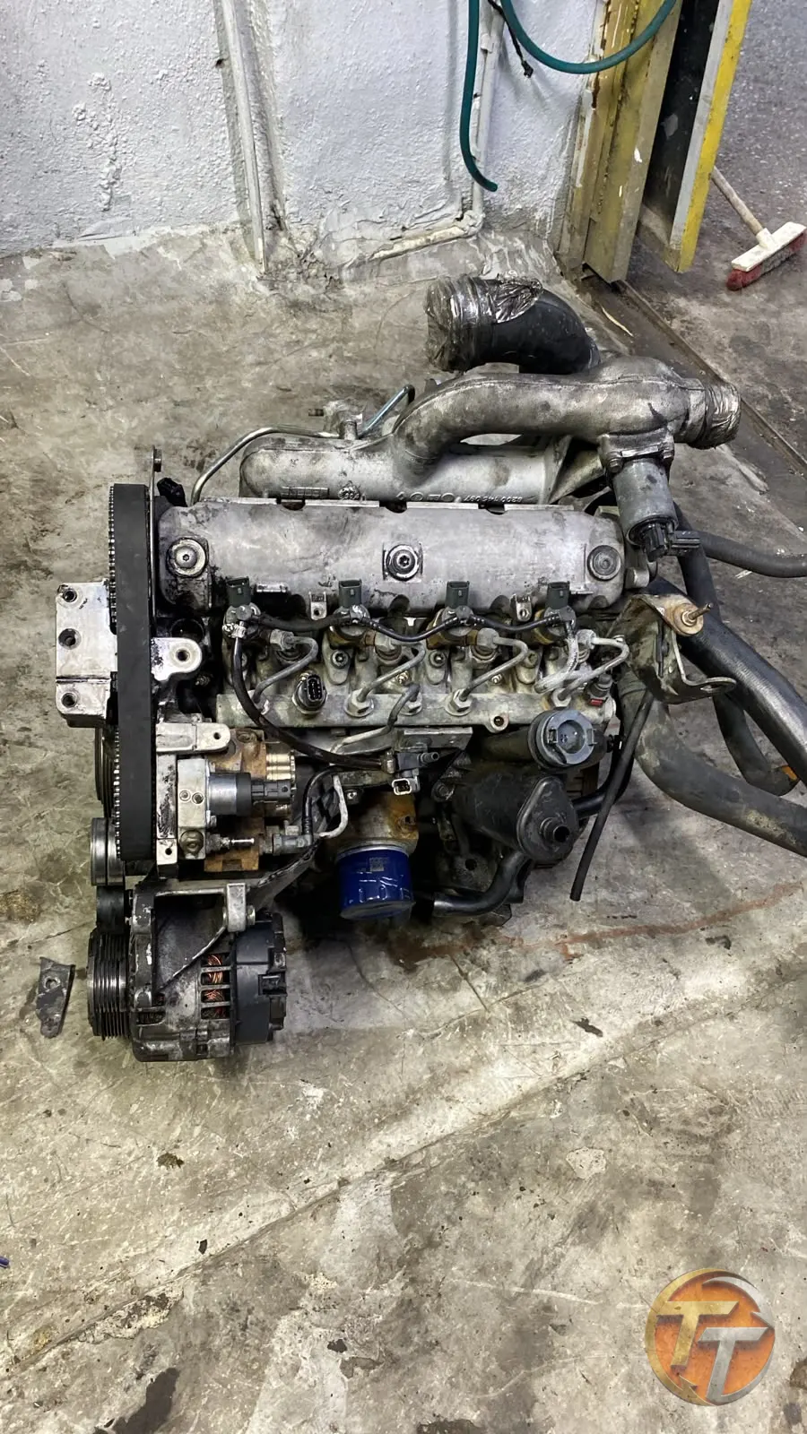 Trafik 2 1.9 motor