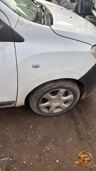 Datça’da kır sağ ön Çamurluk