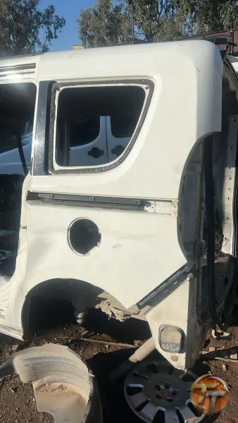 Fiat Doblo geniş aile sol arka çamurluk