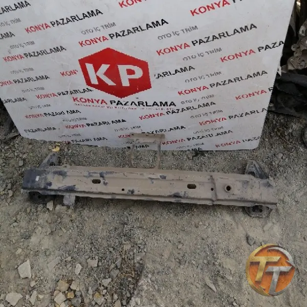 HYUNDAİ İ20 tampon demiri Td-423