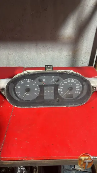 Renault Kango gösterge paneli