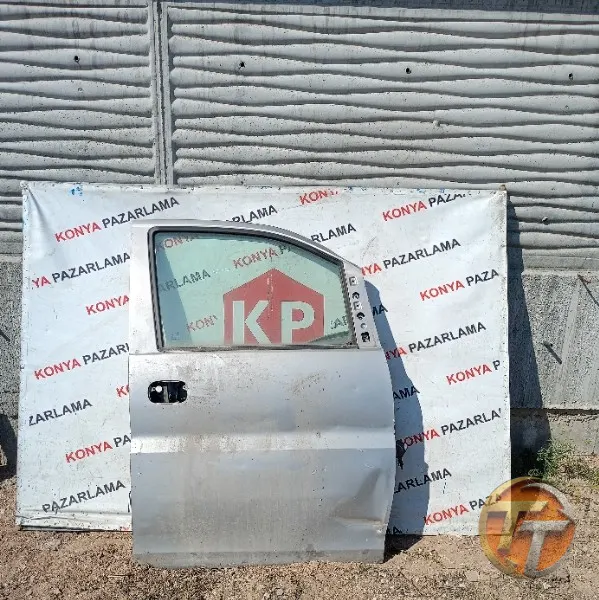 Hyundai Starex sağ ön kapı/Tcr Bölgesi