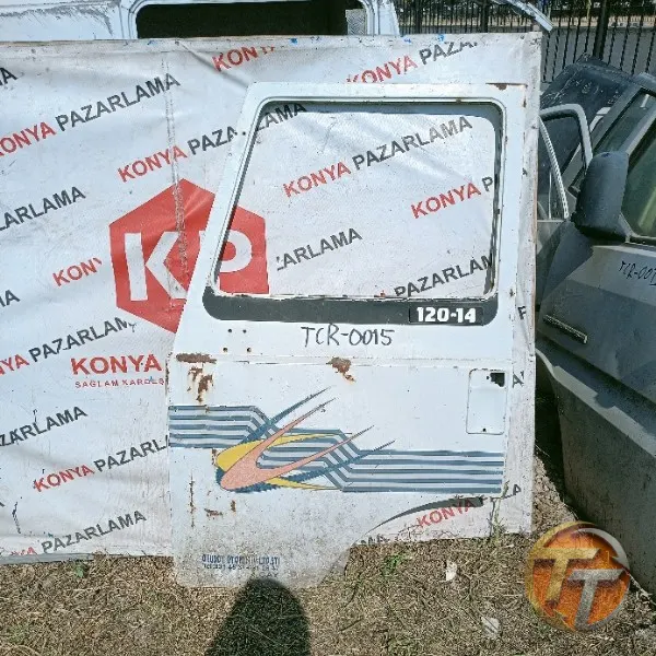 İveco sol ön kapı Tcr bölgesi-0015