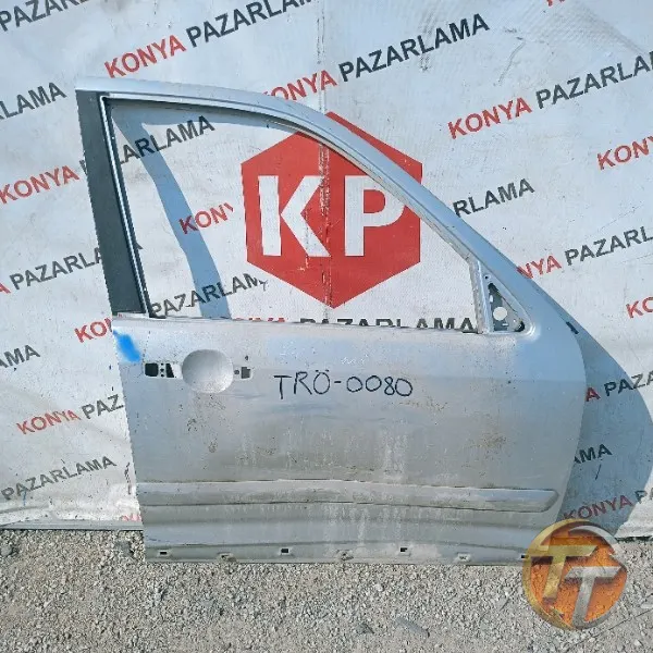 Kia sağ ön kapı Trö-0080
