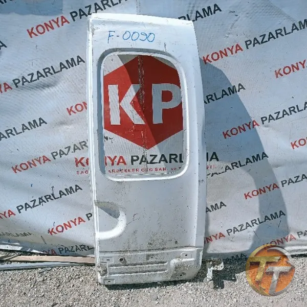 Renault kangoo sağ bagaj kapağı F-0090