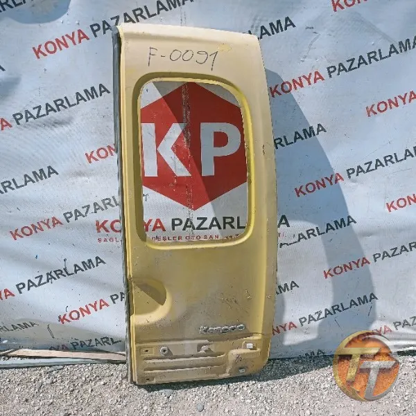 Renault kangoo sağ bagaj kapağı F-0091