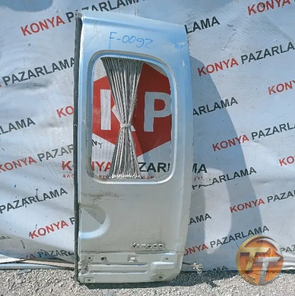 Renault kangoo sağ bagaj kapağı F-0092