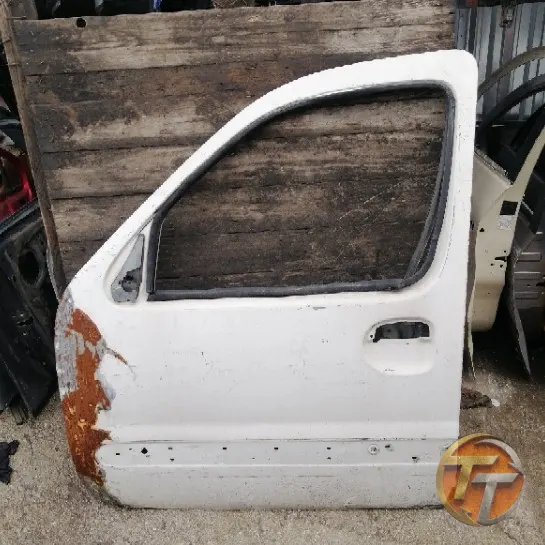 RENAULT KANGOO sol ön kapı Elö-0211 Esan