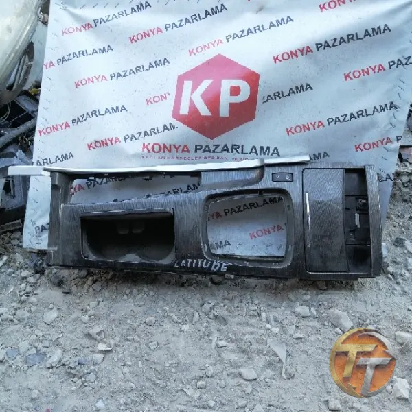 RENAULT Latitude çerçeve Çrv-0103