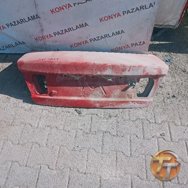 Mazda 323 Familia bagaj kapağı Sb-911