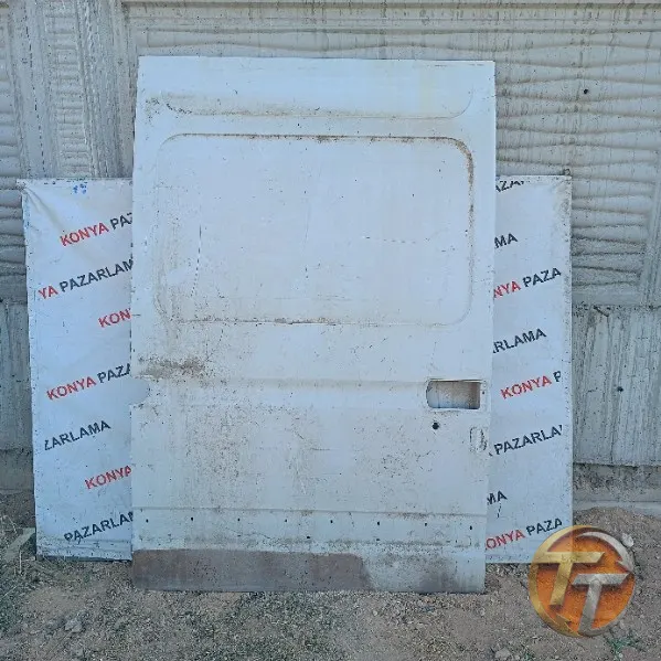 Renault Master sağ arka kapı/Tcr Bölgesi