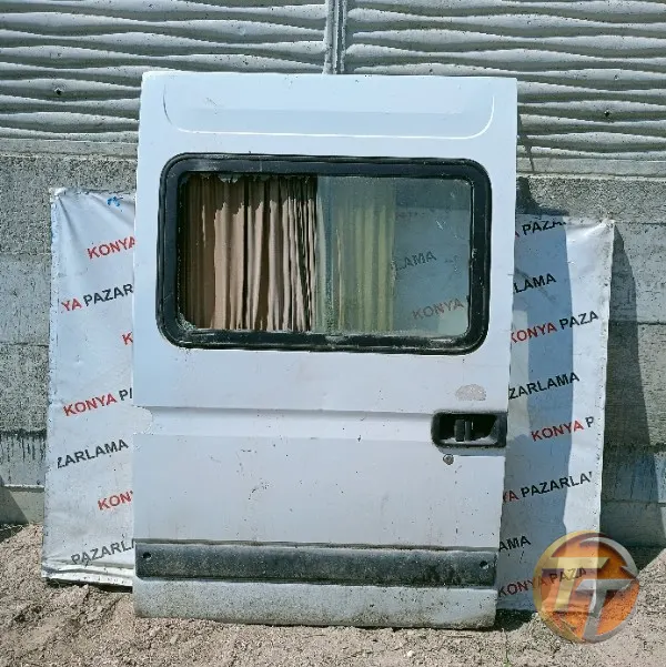 Renault Master sağ arka kapı/Tcr Bölgesi