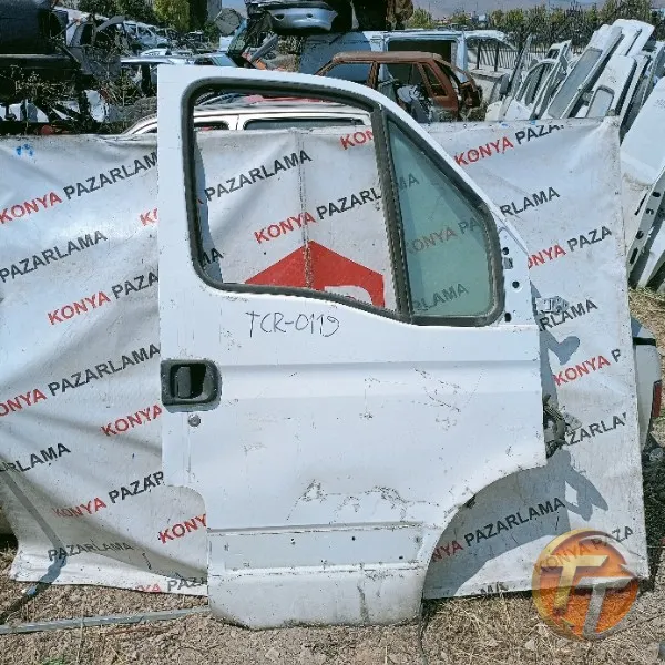 Renault master sağ ön kapı Tcr bölgesi-0119