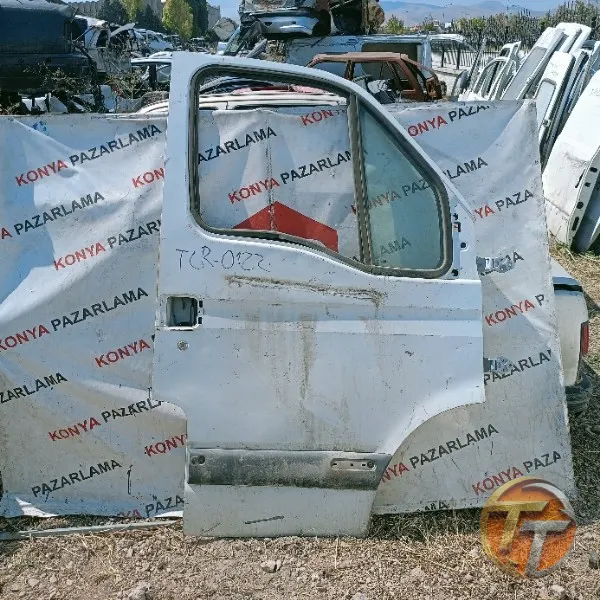 Renault master sağ ön kapı Tcr bölgesi-0122