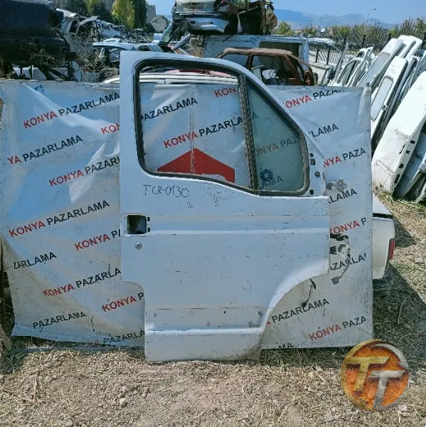 Renault master sağ ön kapı Tcr bölgesi-0130