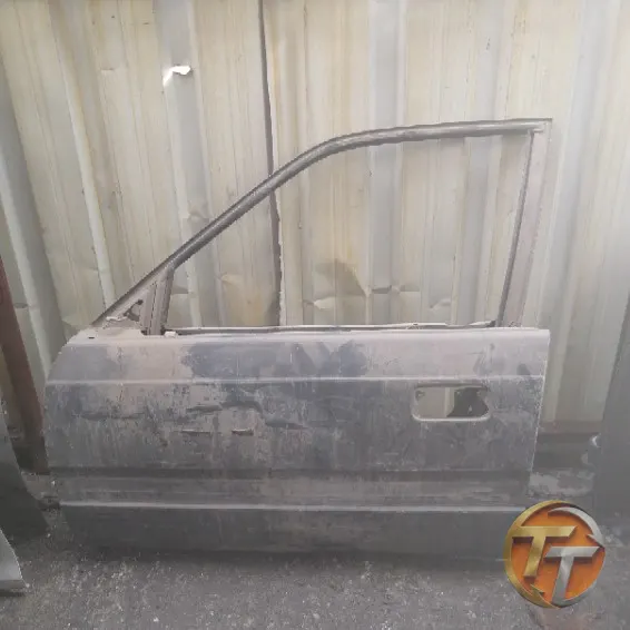 MAZDA 626 sol ön kapı Elö-0131 Esan