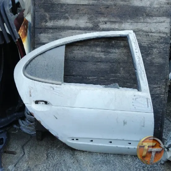 RENAULT MEGANE 1 sağ arka kapı Era-0221 Esan