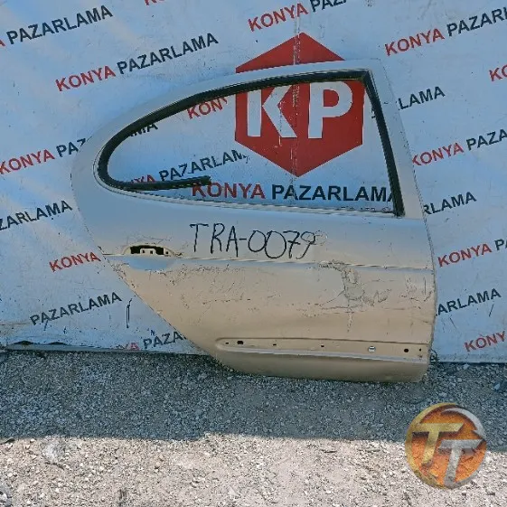 Renault megane 1 sağ arka kapı Tra-0079