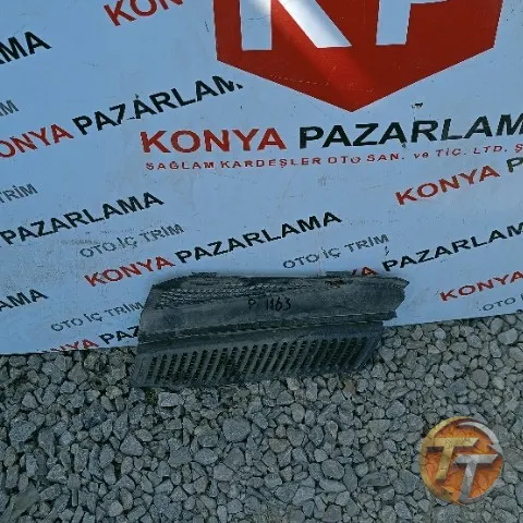 Renault Megane 1 sol ön cam ızgarası P-1163
